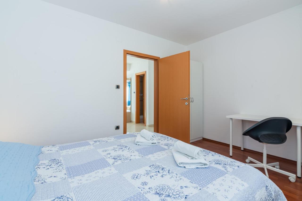 Apartment Mimoza 6, Baska, Krk Exterior photo